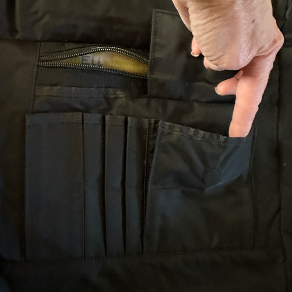 Ellington Messenger Bag Crossbody Bag Black - Picture 6 of 14